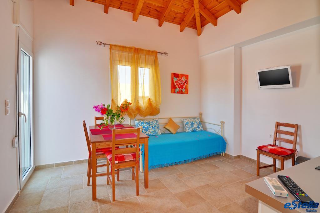 Estella Studios Elafonissos Oda fotoğraf